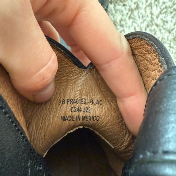 Frye Billy Short Black Leather Boots Women - Picture 9 of 9